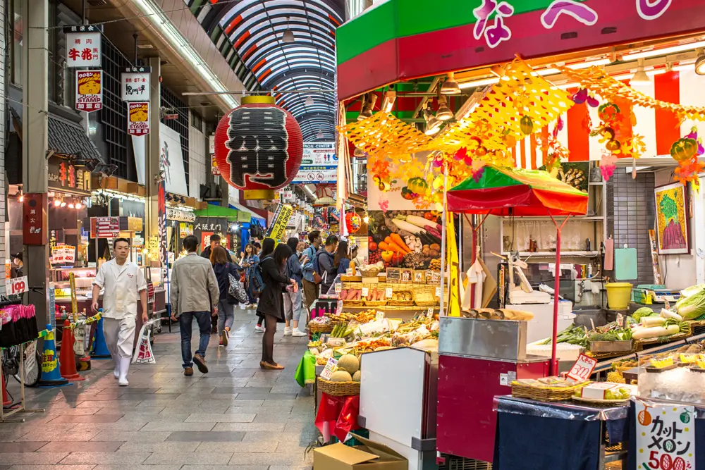 kuromon ichiba market, osaka