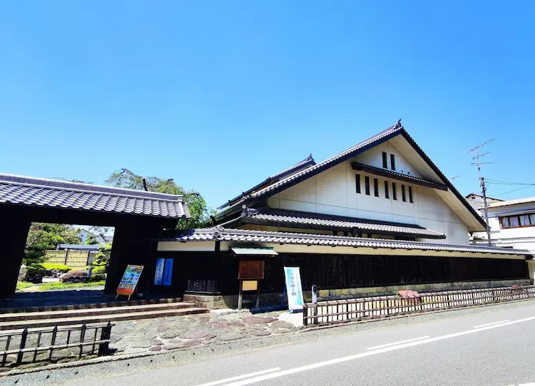 Ogaki Kyodo-kan (Local History Museum)