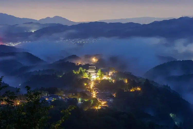 Yoshino Mountain